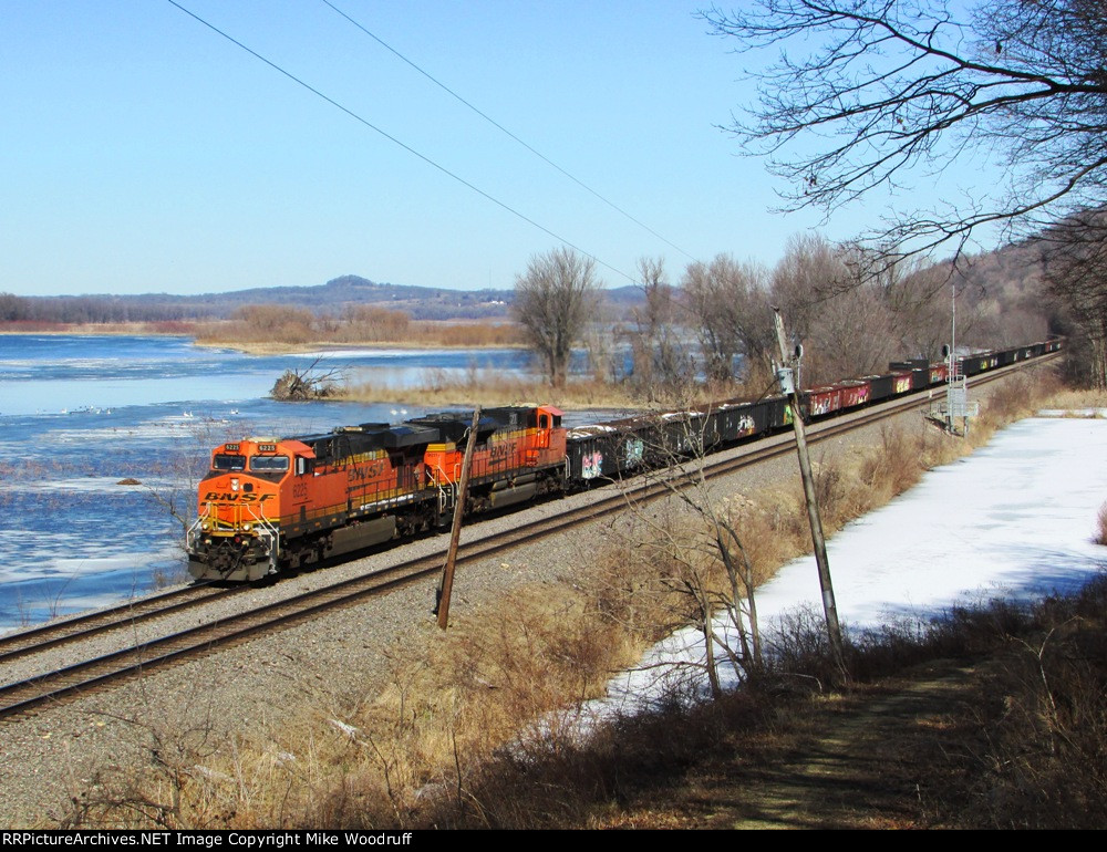 BNSF 6225